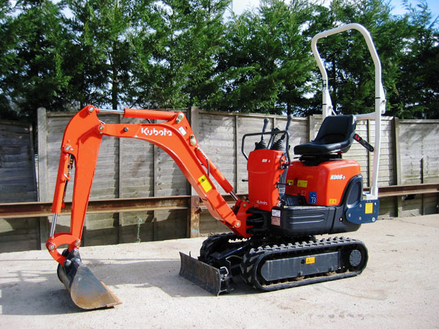 ������ ���� ����������� Kubota K008-3